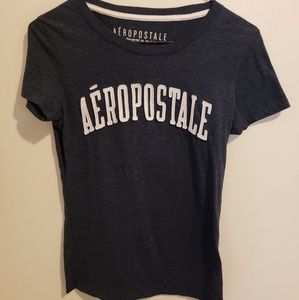 Aeropostale black t-shirt - size M (EUC)
